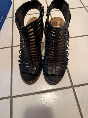 Strappy Cage High-Heel Sandals in Black